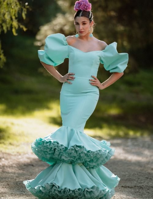 traje_de_flamenca_2023_modelo_malague_a_color_verde_agua_1